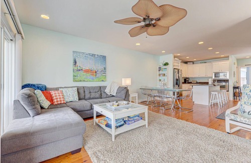Kure Beach House | 🌊Mission SEA Accomplished🌊 Ocean Views, Private Grill, Steps 2 Beach