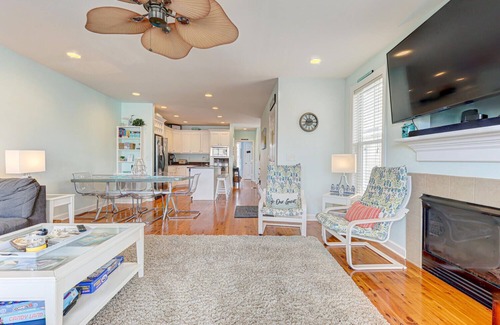 Kure Beach House | 🌊Mission SEA Accomplished🌊 Ocean Views, Private Grill, Steps 2 Beach