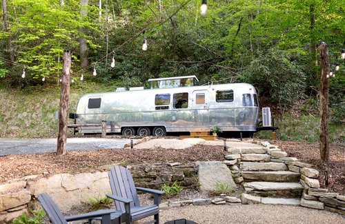 Pisgah Forest House | Mobile home ∙ 1 bedroom ∙ 2 guests