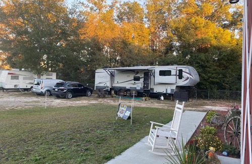 New Bern Resort | Moonlight Lake RV Park and Cottages