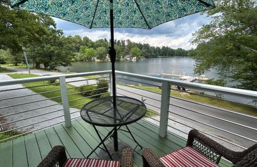Valley Hill Apartment | Mountain Lake Cottages