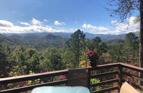 Bryson City House | Mountain Top Cabin