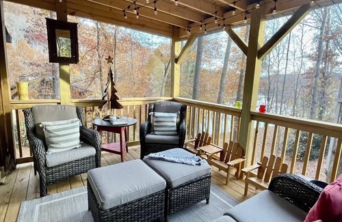 Lake Lure House | Mt House with Amenities: Golf, Lake, Hiking, Pools, SPA and more.