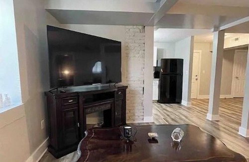 Ruffin Apartment | Near Downtown Greensboro & UNCG/NCAT Suite