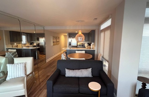 Ash Condo | NEW! Gorgeous Ocean-Front VIEWS -Fully Remodeled 3-Bed/3 Bath Condo with Linens