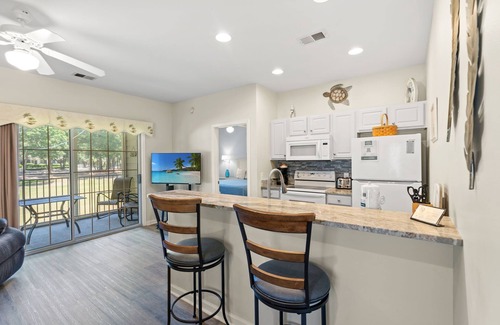 Sea Trail Condo | Newly Updated 2BR Golf Villa in Sunset Beach (RP3203)