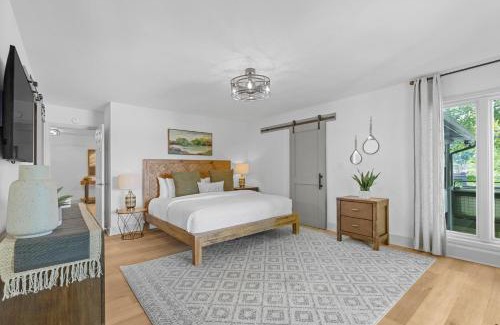 Westport House | Niblick on Norman w/Heated Pool & Optional Boat Rental