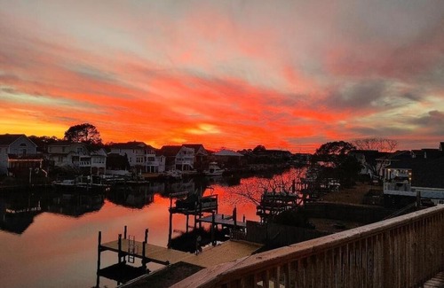 Colington Harbour House | Nights on Broadbay Waterfront renovated home. Beautiful views! Private beach