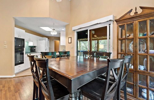 Lake Lure House | Noll House by Carolina Properties - Walk to Resort Amenities, Game Room!