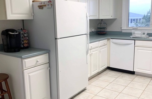 Ocean Isle Beach Condo | Nothing Beats Ocean Front! - Great Views - Direct beach access - Many updates