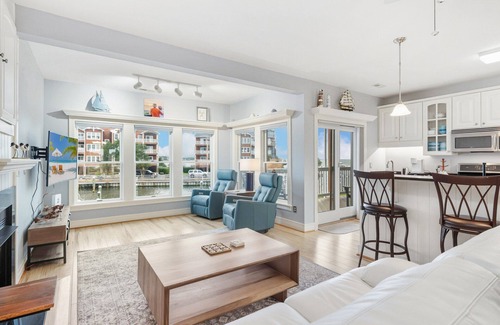 Manteo Condo | OBX Escape: Waterfront Condo Near Downtown