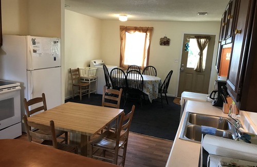 Frisco House | OBX Fin&Tonic 3BR 2BA House, Sound & Ocean Views, 8 max.
