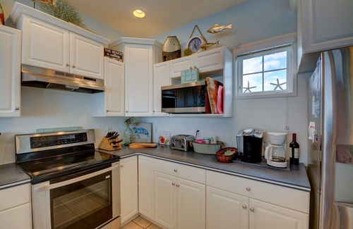 North Topsail Beach House | "Ocean Song" Oceanfront 5 bedroom Home