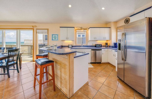 Avon House | Oceanfront Dog Friendly w/Hot Tub, Direct Beach Access, and Community Perks