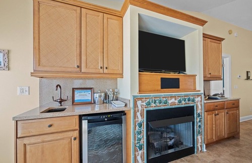 Ocean City Beach House | Oceanfront Home In North Topsail Beach, NC - Hot Tub