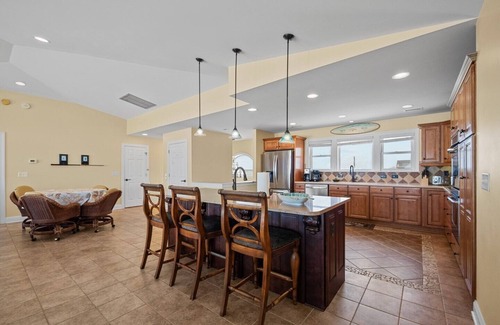 Ocean City Beach House | Oceanfront Home In North Topsail Beach, NC - Hot Tub