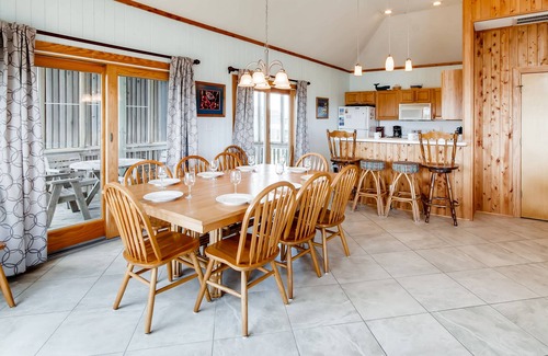 Waves House | Oceanfront Home in Waves w/Private Pool, Hot Tub, Game Room. Total Seaduction.
