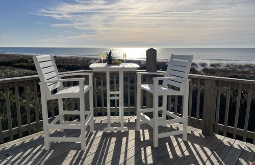 Emerald Isle House | Oceanfront Home with Direct Beach Access & Stunning Views in Emerald Isle