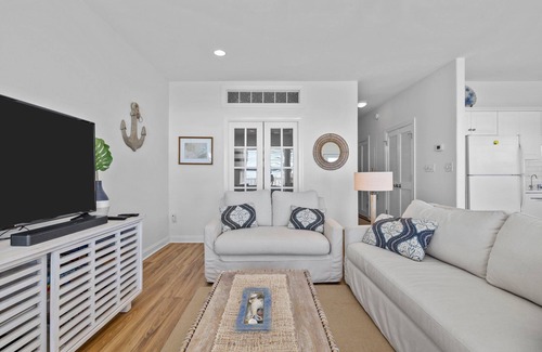 Indian Beach Condo | OCEANFRONT, Ocean Club Resort, Heated Pool, Hot Tub. Cleaning & Linens Included!