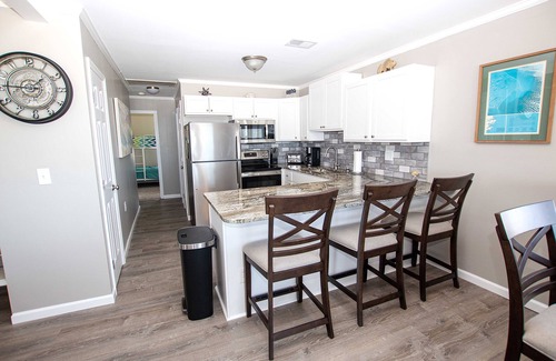 Kitty Hawk House | OCEANFRONT, Ocean Views, Close to Beach, Close to Shopping, KH55, Carolina Dream