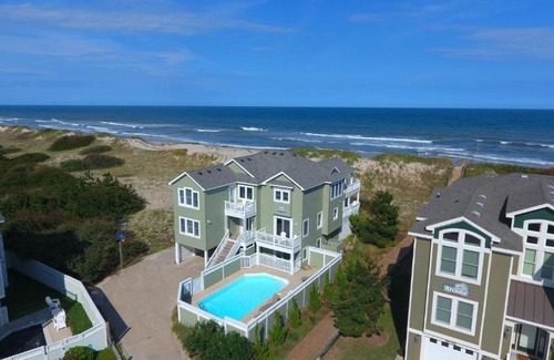 Ocean Sands House | OCEANFRONT, Ocean Views, Prv Pool, H Tub, OS2F, Sand Crab