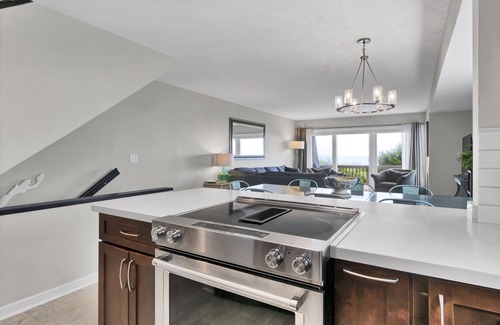 South End House | Oceanfront Townhome with Amazing Ocean Views