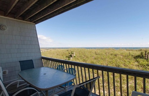 Carolina Beach House | Oceanfront Townhome Near the Boardwalk!