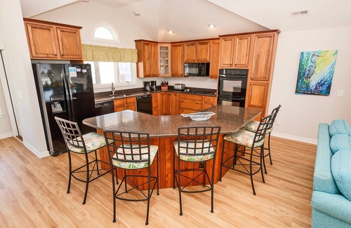 Ocean Sands House | Oceanside, ELEV, Private Pool, Hot Tub, OL45, Sunnyside II