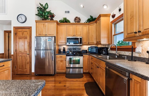 Ocean Sands House | Oceanside:Heated large Salt water Private pool, Hottub, Elevator, Sauna, PoolTbl, Pets