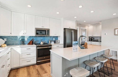 Duck House | Oceanside in the heart of Duck! Private Pool, Hot Tub! Pet friendly