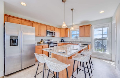 Salvo House | Oceanview Dog Friendly Home w/Private Pool & Hot Tub. Your Vacation Safe Haven!