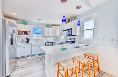 Salvo House | Oceanview Home with Private Pool, Hot Tub, Tiki Bar, Foosball, and Beach Gear