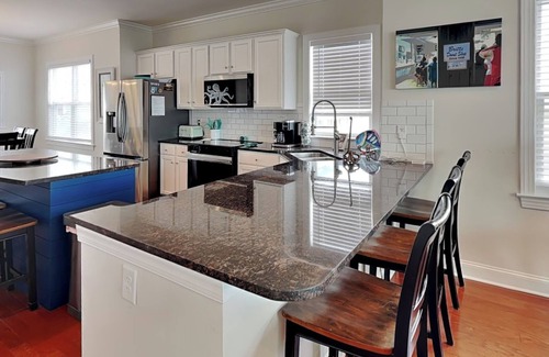 Wilmington Beach House | Octopus's Garden | Oceanfront Retreat w/Elevator + Beach Access