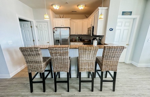 Manteo Condo | Offshore Addiction