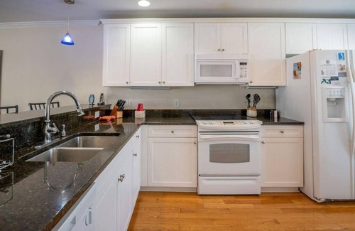 Kure Beach House | One Block to Beach - Comfort Zone