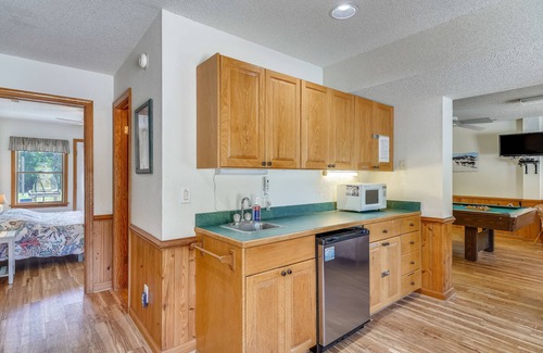Whalehead Beach House | Only 800 feet to the beautiful beaches! Private 16x32 pool. Hot Tub. Pets ok. Pool Table