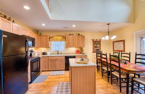 Lake Junaluska House | Open and modern upper-level space with WiFi, central AC, pool, wraparound deck