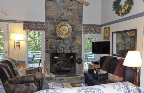Charter Hills House | Our Blue Heaven