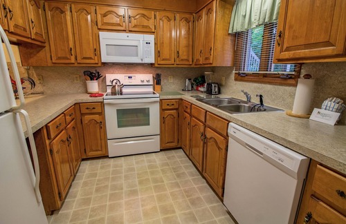 Sugar Mountain Condo | Peaceful 2B Condo - Clubhouse Access!