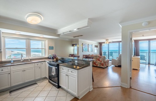Wilmington Beach Condo | Pelican Watch 801 | Oceanfront + Community Pool!
