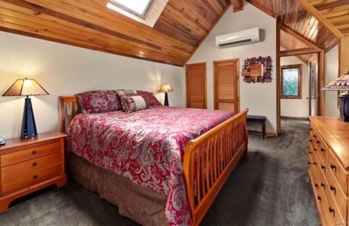 Leicester Cabin | Perfect Mountain Escape. Minutes from Asheville!