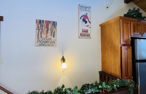 Sugar Mountain House | Pet Friendly! 'Sugar Ski Hideout'