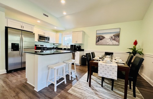 Colington House | Poseidon's Getaway - Beach House: OUTDOOR HOT TUB, 2 King Beds, and 1 Queen Bed