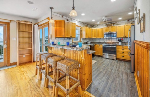Waves House | Premier Oceanfront Dog Friendly w/Pool, Hot Tub, Elevator, Theater, Tiki Bar