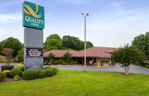 Mount Airy Hotel | Quality Inn Mount Airy Mayberry
