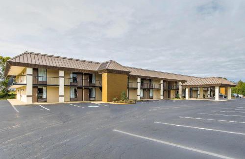 Forest City Hotel | Quality Inn