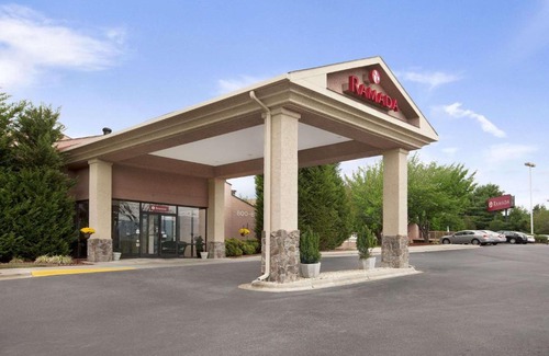Asheville Hotel | Ramada by Wyndham Asheville Southeast