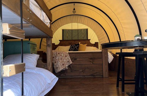 Lillington RV Rental | Recreational vehicle (RV) ∙ 1 bedroom ∙ 4 guests