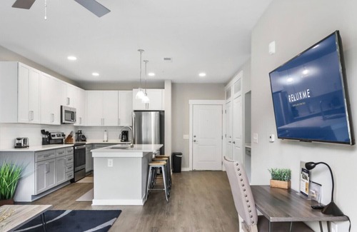 Steele Creek Apartment | Reluxme | Chic 1BR Near Mall & Airport