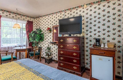 Waynesville Resort | Resort ∙ 4 guests